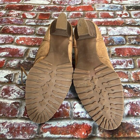 Audrey Brooke Brown suede booties - Picture 7 of 9